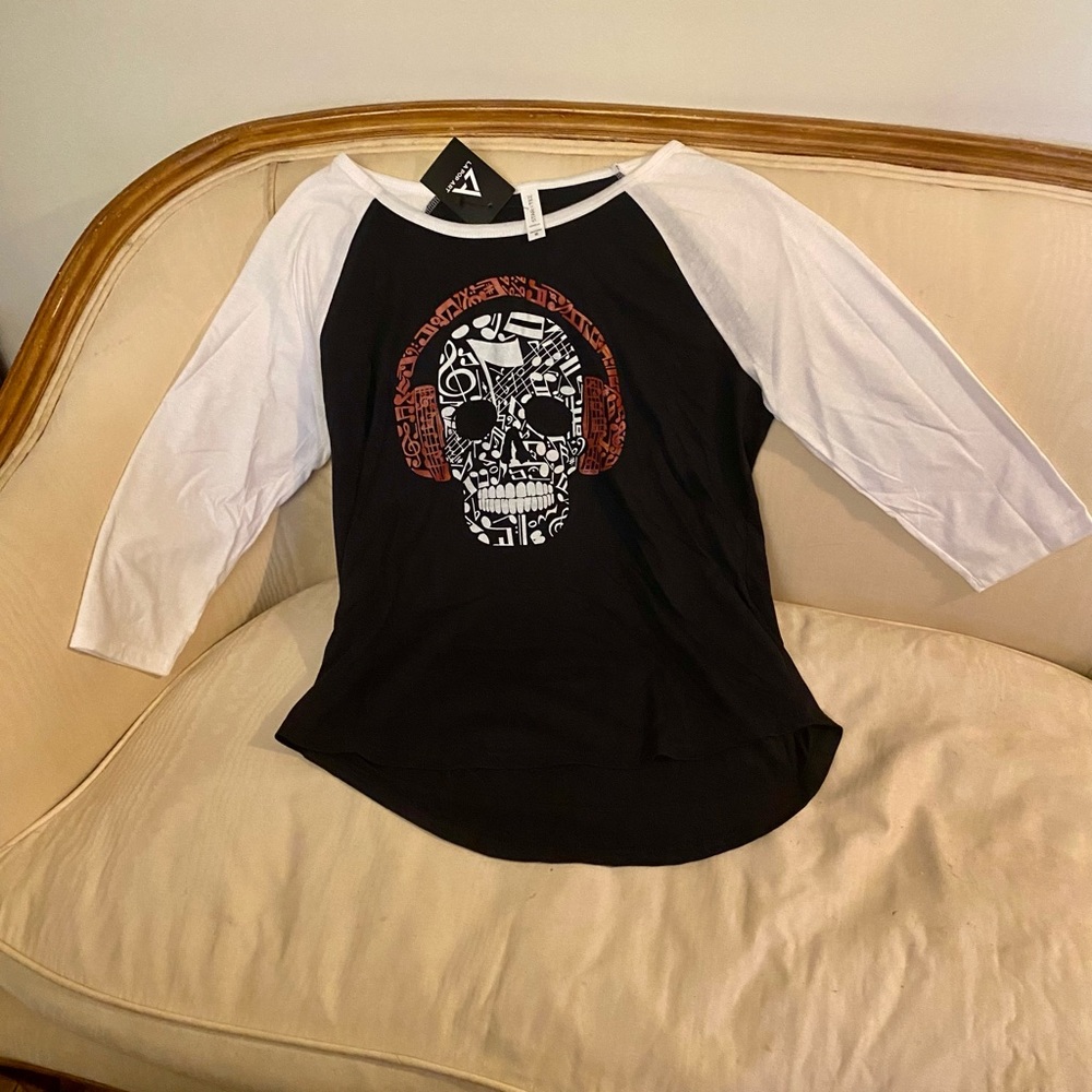 LA POP ART Music Notes Skull w Headphones Raglan Tee Sz M NWT Word Art Tee - Picture 3 of 8